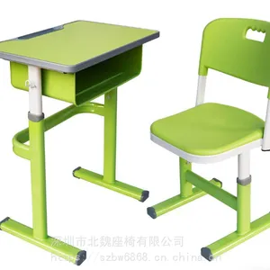 �����Σ�Ӣ����Ϊdesks and chairs��ѧ�������Σ�