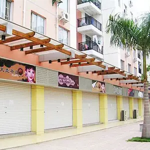 厂区卷闸门定做_鑫龙轩门窗_抗风_PVC_别墅_小区_学校_水晶