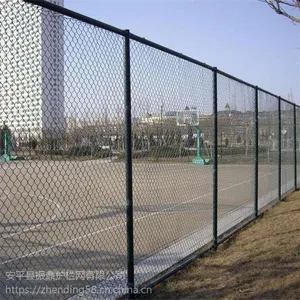 振鼎 编织勾花运动场防护围栏网 浸塑墨铁丝绿球场隔离栅