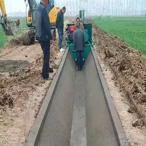 鑫迎机械自走式水渠沟渠一次成型机 排水沟滑模机现浇混凝土U型渠定做