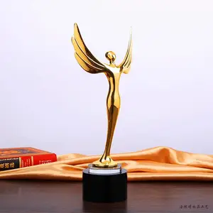 �����������Ƹ���С���˽�������***С���˽���������ʹ����