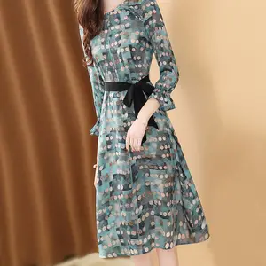 衣服如何寻找货源名妹20年春装新款女式风衣外套