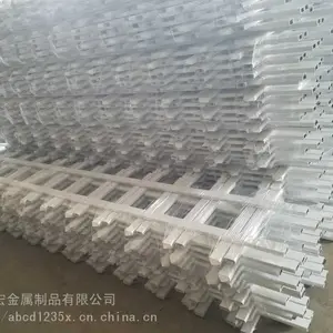 ��������pvc��ƺ���� ԰�־����ܸ�Χǽդ�� ��ѹ������Χ�� ��԰����Χ��