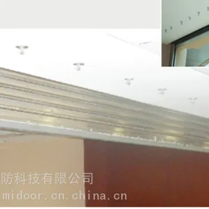 汤臣水雾***防火防烟卷帘产品是用切向旋涡式的喷头,将水雾化到0.1mm左右的水滴,喷向卷帘帘面,
