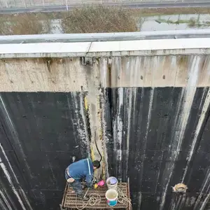 之睿祥承接污水池沉降缝堵漏-地铁涵洞补漏方案、质量***