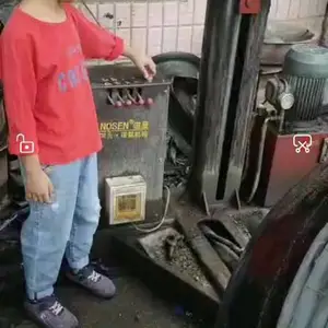 我公司专业生产大车真空扒胎机