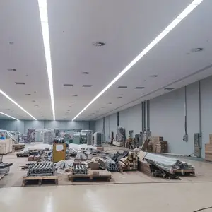 格拉瓦岩棉吸音吊顶板,专业应用烟厂酒厂灯