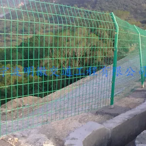 嘉兴双边丝护栏网果园铁丝农场铁路防护场地市政护栏网