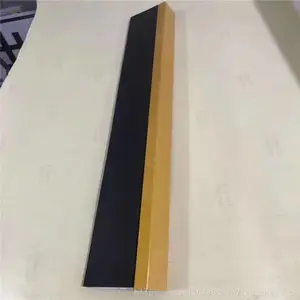 ������ֱ���� ���ڳ������ӷ�ײ��ǽ�� �ؿ��ײ������