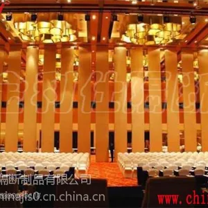 用会议中心活动隔断墙来布局空间,是判断***设计师的重要标准!