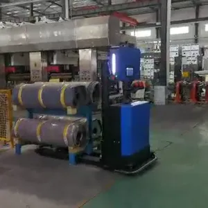 仓库堆高叉车
