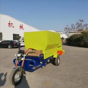 养牛场电动撒料车 柴油撒料车厂家直销