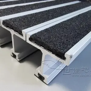 ���Ͻ�ص� ������ˮ��ĥ��̺