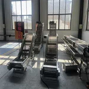 网带爬坡输送机 不锈钢料斗提升机 油炸食品传送带