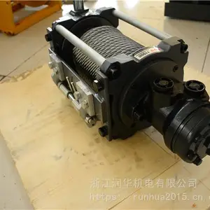 拖拉机安装稻田自救4.6吨液压绞盘安装方法