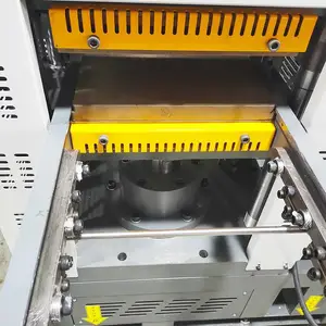 �轺��Ʒ���Ƽӹ���е?��ѹ������ѹ�� �轺ģ��ע��