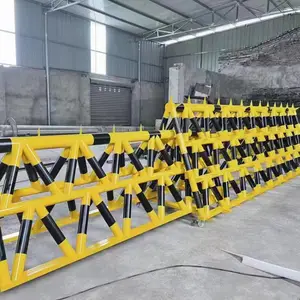 西 安黄黑路障拒马护栏道路拦截带刺防冲撞拒马围栏万邦锦辉