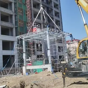 大同售楼部休闲凉亭 不锈钢长廊廊架骨架焊接安装中