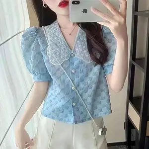 ѩ������ʱ������С���ļ�С����������¶���ֱ����̯��Դ