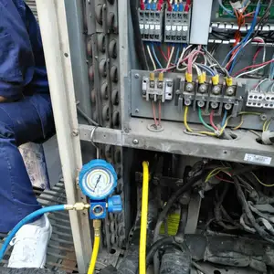 松江区冷库维修商家 松江区专业上门维修冷库师傅 冷柜四门冰箱等