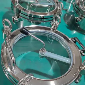 法兰视镜人孔 在工业中用于观察检修或清洁容器内部常见组件按照维护方便