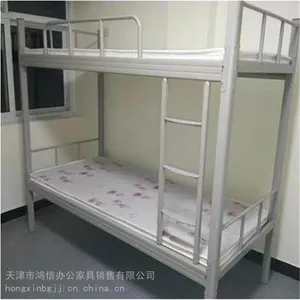 生活从一张好的公寓床更衣柜开始,配上灵巧的更衣柜!