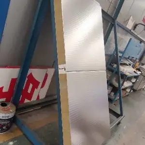 腾威横铺岩棉夹芯板,苏州承接聚氨酯封边岩棉板厂家