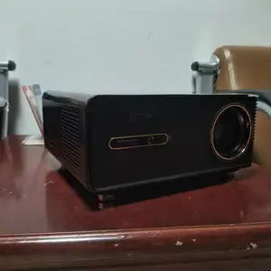 UEDA上田智能投影机家庭影院,宾馆足浴F12