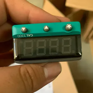 ��Ӧ CAL Controls ����װ�� 3300 ��100-240V