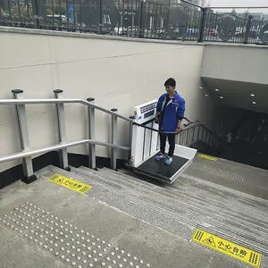 安装斜挂式电梯 室外残疾人升降平台定制 弯轨斜挂式电梯厂家生产