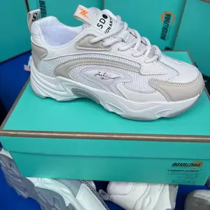 Ь�����¿�***��ЬӢ�׸���͸����ʿ��������ƤЬ���ʵ������