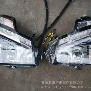 2019款东风多利卡D8驾驶室前大灯厂家东风多利卡D8前大灯