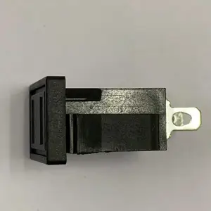 插座开关之BEJ贝尔佳ST-A02-002C输出型C13电源插座和国标两孔电源插座