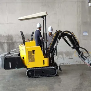 地铁隧道桥梁施工大型座驾式挖机混凝土矮边墙机载式凿毛机