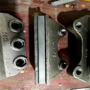 厂家批发 黎明重工山启9532抛料头 制砂机配件耐磨件 合金拋料头 刀头 主抛料头
