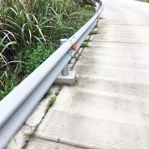 厂家供应 江西 赣州波形护栏护栏板防撞栏