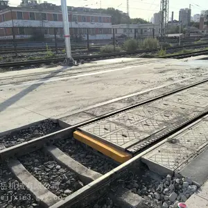 铁路平交道(平过道)50kg/m钢轨新II型枕用混凝土铺面板 分体式道口板 分组道口板