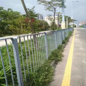 港式护栏 机非隔离护栏 市政道路防撞护栏