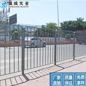 大量现货 深圳港式深标一二三护栏 U形京式道路防撞栏 珠海市政隔离带栏杆