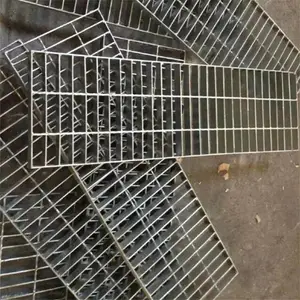 ��Ϲ���ˮ��դ �ع��ǰ� ·��๵�ǰ�
