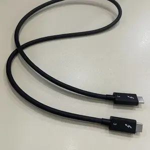 ס���׵���3 ���� USB Type-C �� Thunderbolt 3