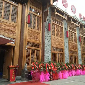 中式火锅店实木花窗 实木花格卡座隔断 仿古门窗厂家定制