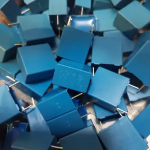 ��Ĥ����B32922C3154M 0.15uF 305VAC LS=15MM 20%