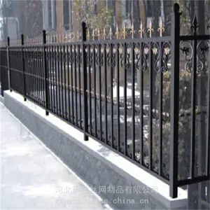 �������ջ��� С������Χǽ��դ����� ��ï����