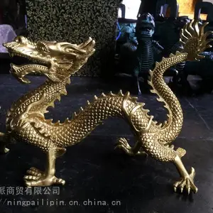 ������ͭʨ�ӹ���Ʒ �¹�ͭʨ��ǰ�ڼ�