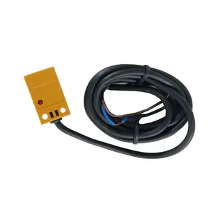GX-F12BI-P-C5���ʽ�ӽ�����������220V