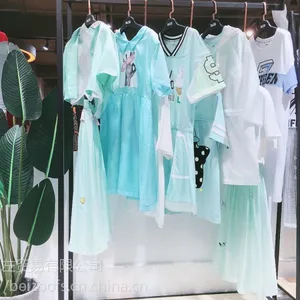 2019当季新款夏装CRZ品牌女装折扣尾货批发 潮牌女装货源***清仓走份