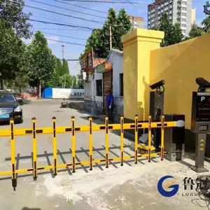 烟台道闸安装 鲁冠小区起落杆 人行道栅栏门广告门批发厂家