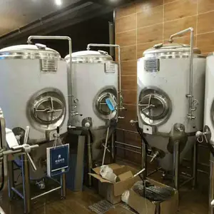 湖南酒店精酿啤酒设备1000升啤酒发酵罐酿酒设备厂家