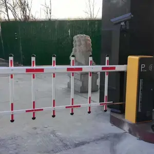 济南智能道闸安装 停车场道闸系统设备厂家安装 淄川小区车场进出自动识别智能道闸
